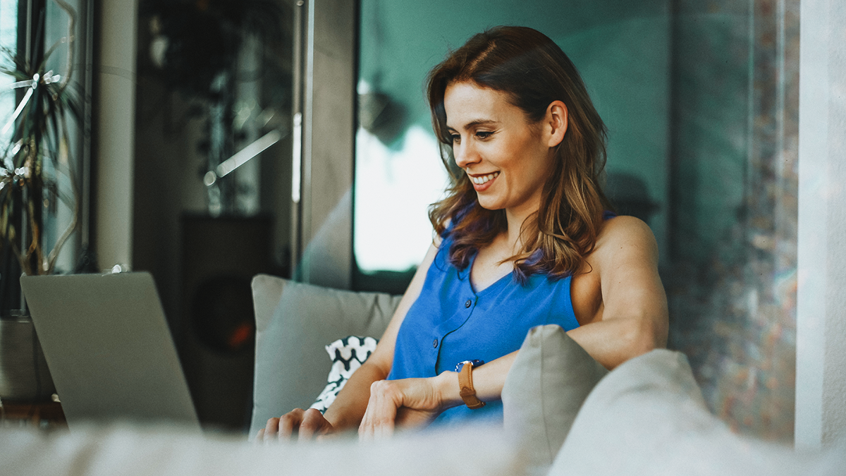 An adjuster working with ease in the comfort of her home